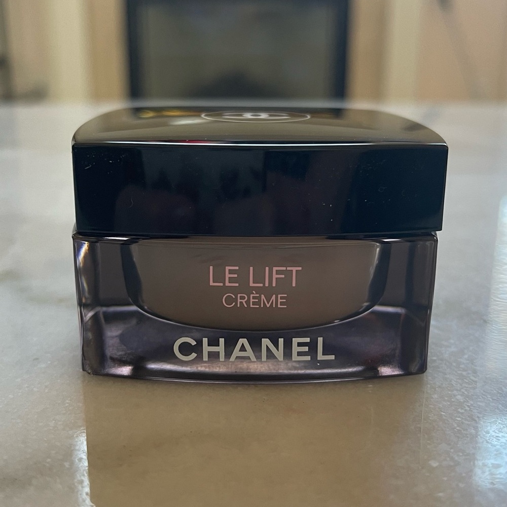 Chanel - full size - Le Lift creme’